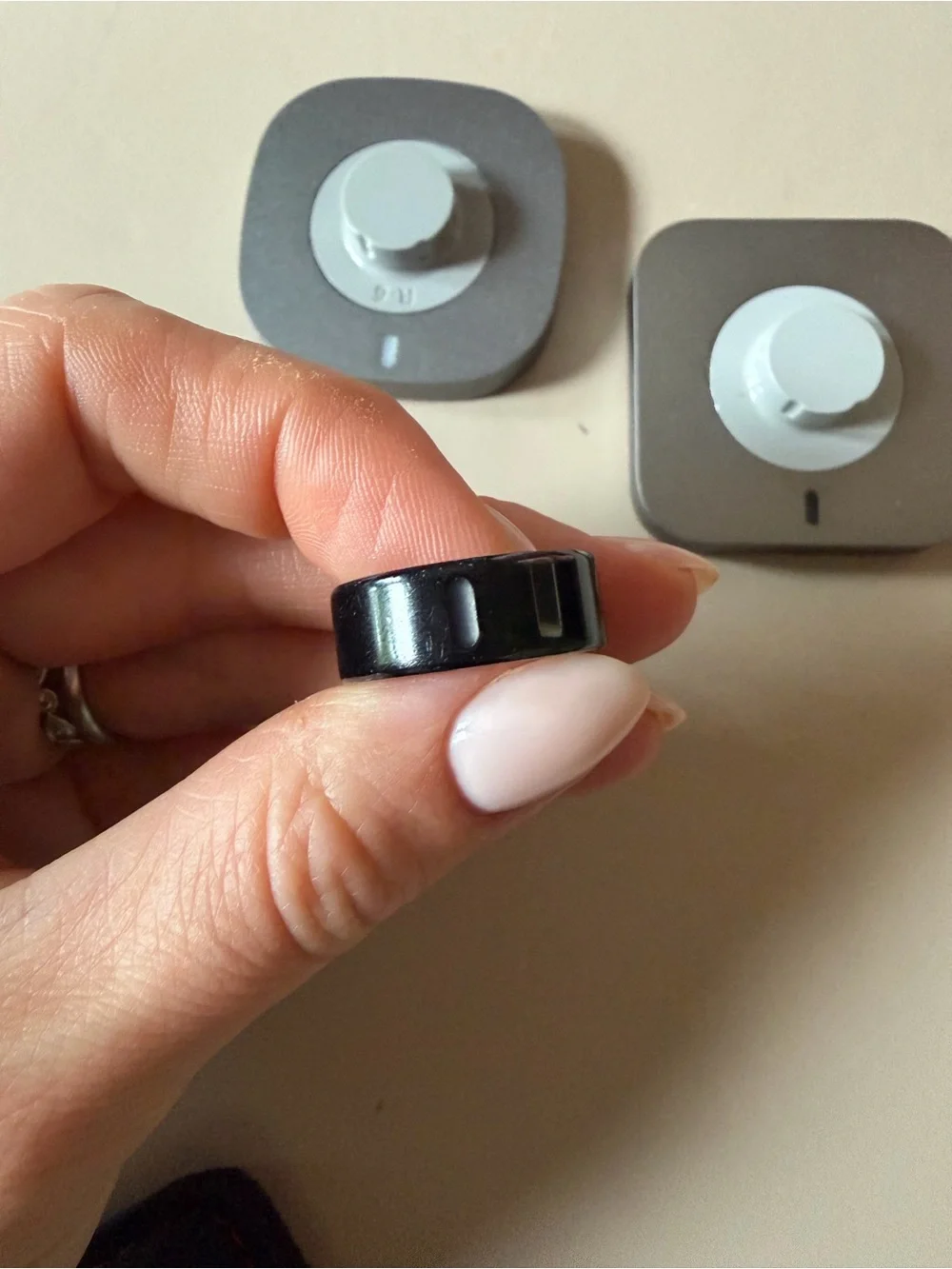 Oura ring black